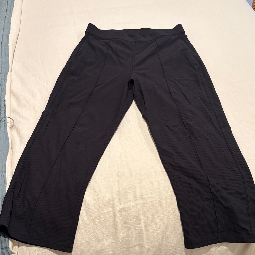 lululemon athletica Dark Ankle-Length Pants